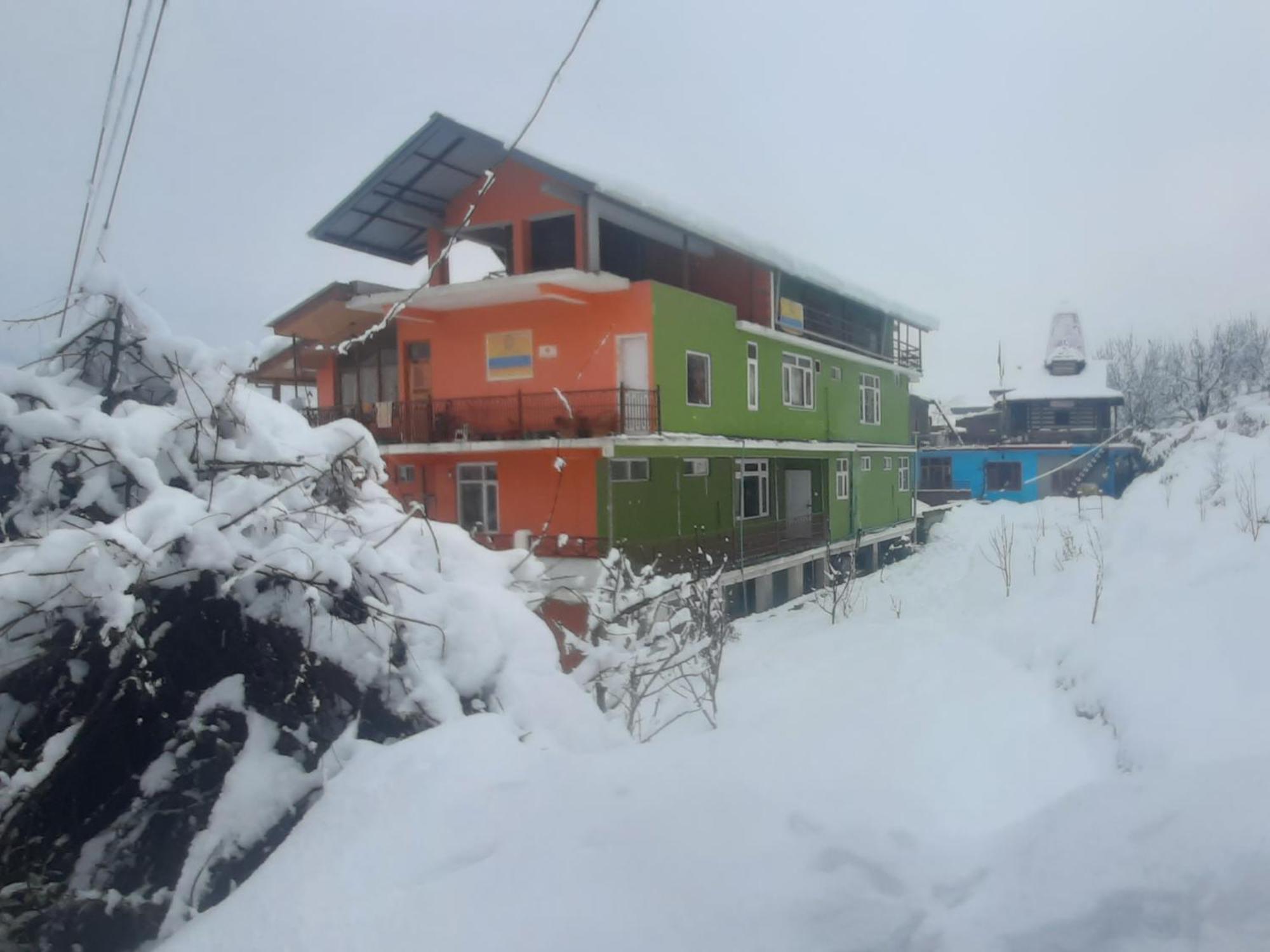 The Homstel Manali Hostel Exterior photo